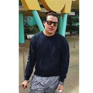 Meet your Posher, Thomas